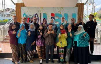UIBU Meriahkan Hari Kartini, Rektor: Perkuat Kualitas, Kemandirian, dan Peran di Ruang Publik