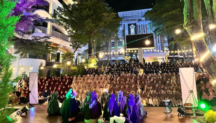 Langit Malam Thursina Berguncang oleh Gema Takbir dan Semangat Para Santri