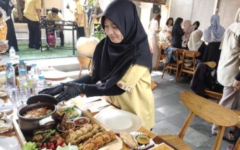 Baca Tren Konsumen, Ayam Balaikota Hadirkan Nasi Liwet Kendil Obong untuk Pasar Keluarga dan Komunitas
