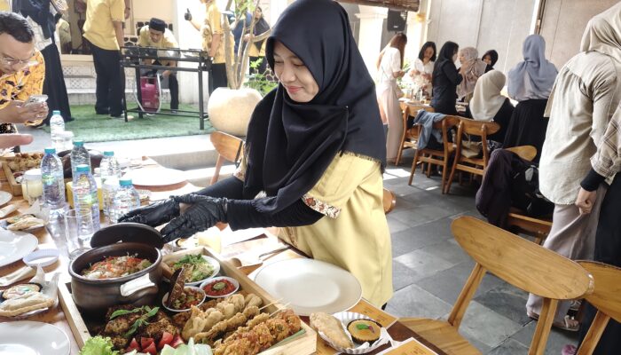Baca Tren Konsumen, Ayam Balaikota Hadirkan Nasi Liwet Kendil Obong untuk Pasar Keluarga dan Komunitas