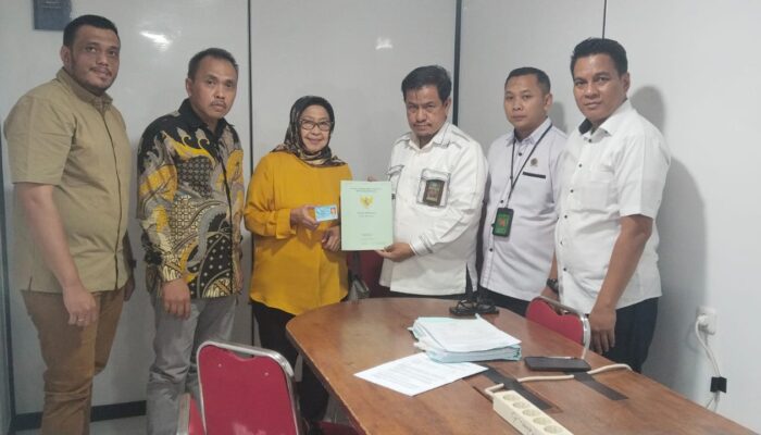 Akhir Perjuangan Panjang, Ahli Waris Letjen Kemal Idris Terima Kembali SHM Tanah 1.061 m²